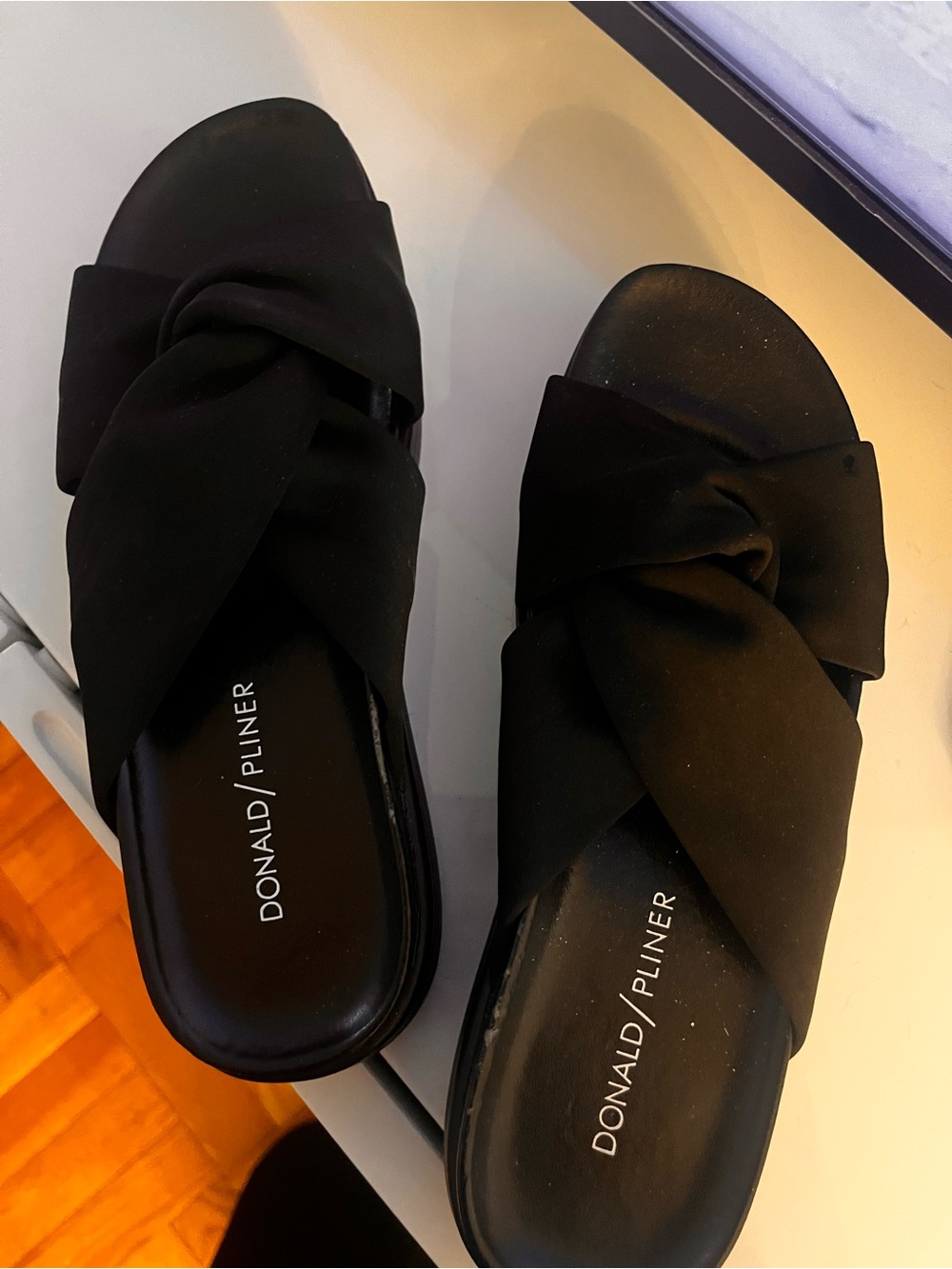Donald J. Pliner Black Knotted Slide Mules